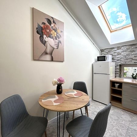 Modern Apartment, 5Mins To Rynok Square Lvov Exteriér fotografie