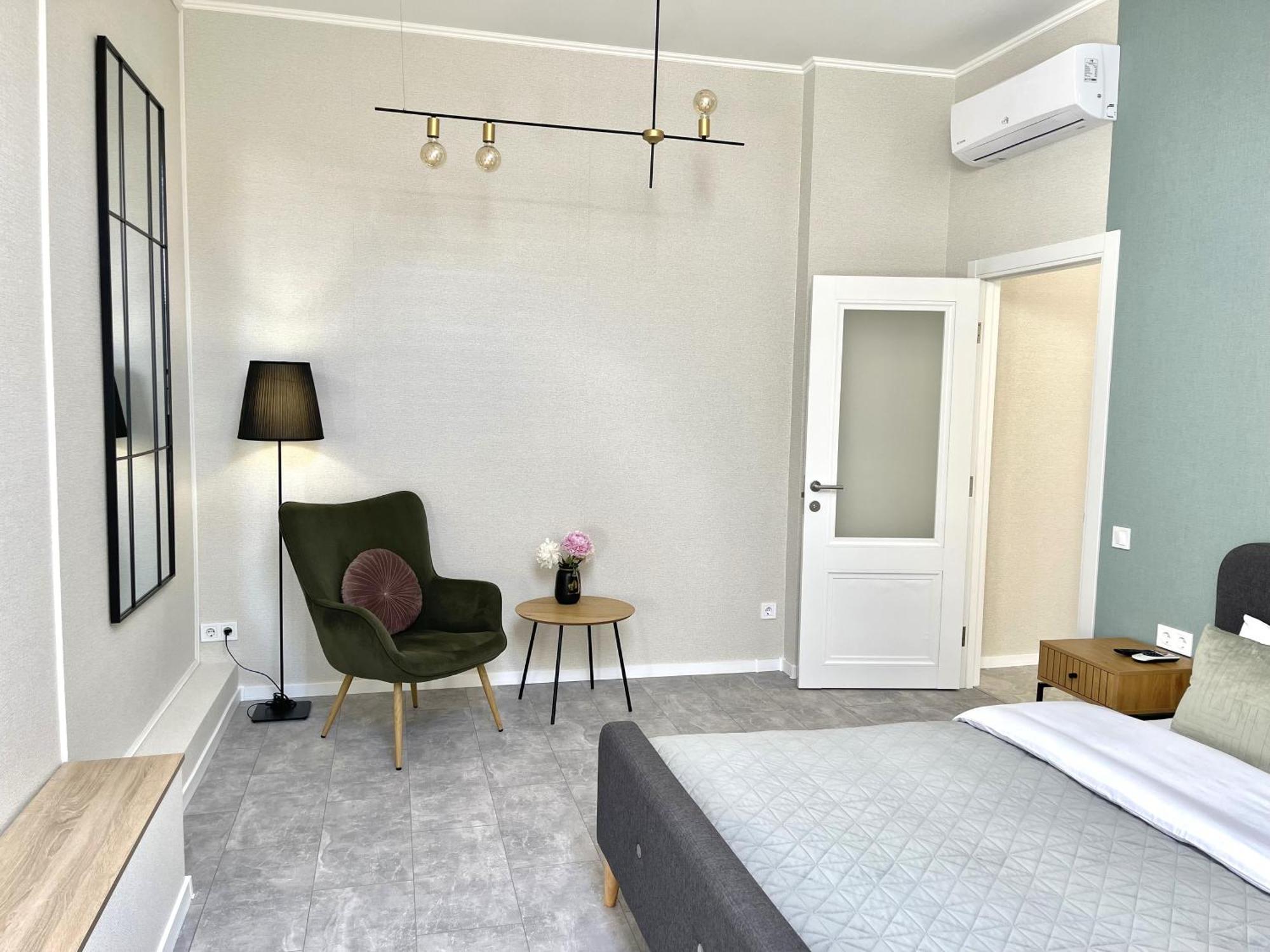 Modern Apartment, 5Mins To Rynok Square Lvov Exteriér fotografie